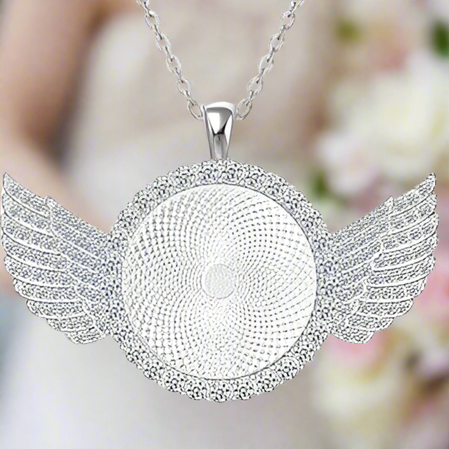 Personalized Silver Memory Pendant. Diameter 1.18 inch